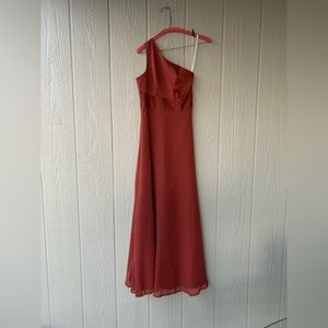 David’s bridal bridesmaid dress size 2